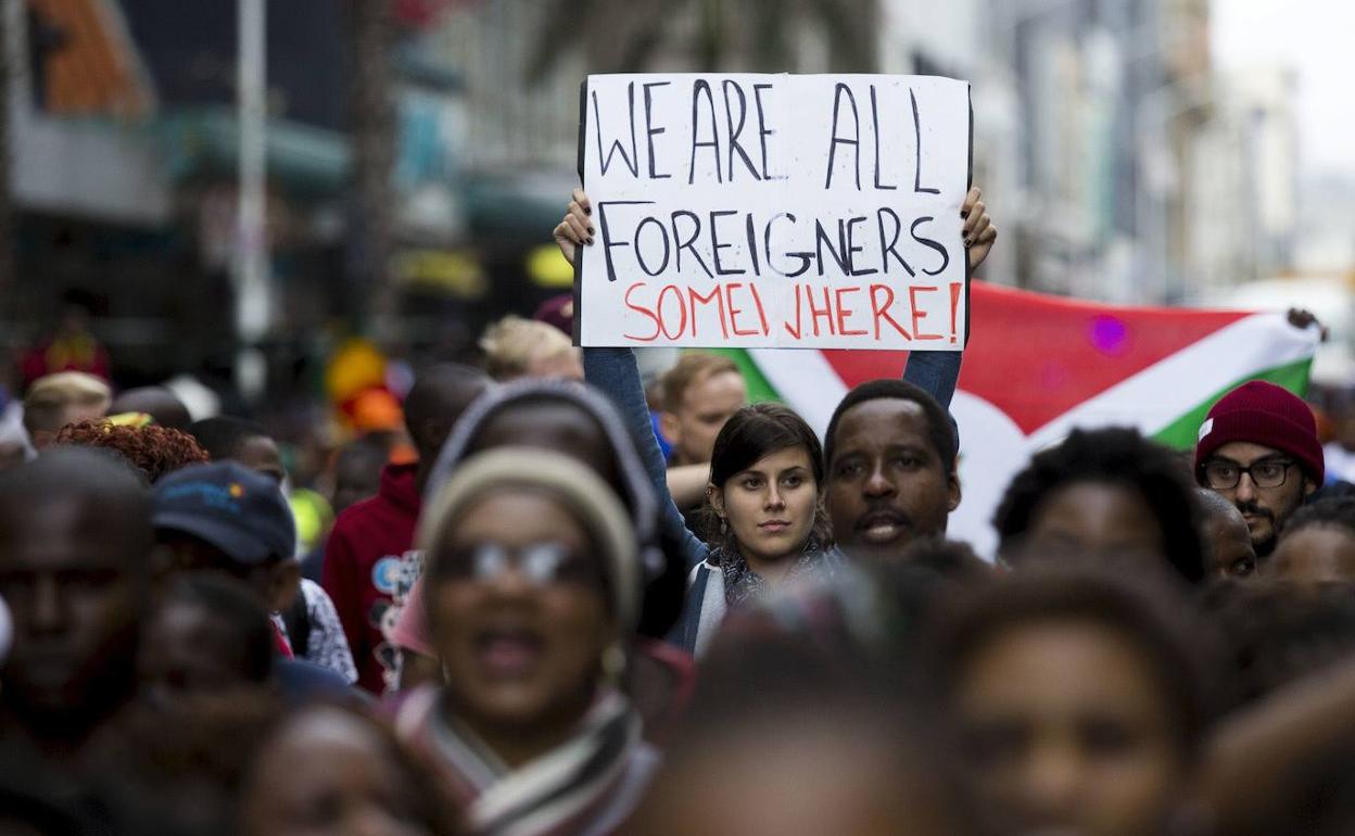 Manifestación en Durban, Sudáfrica, para protestar contra la violencia a los inmigrantes.
