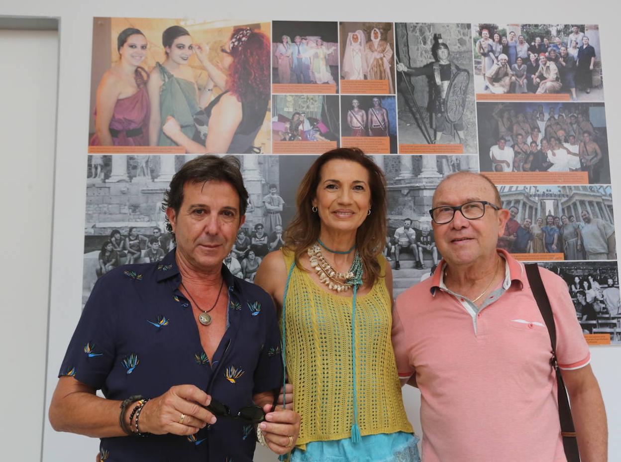 Nicanor mestres, María Sánchez y Francisco Fuentes . 