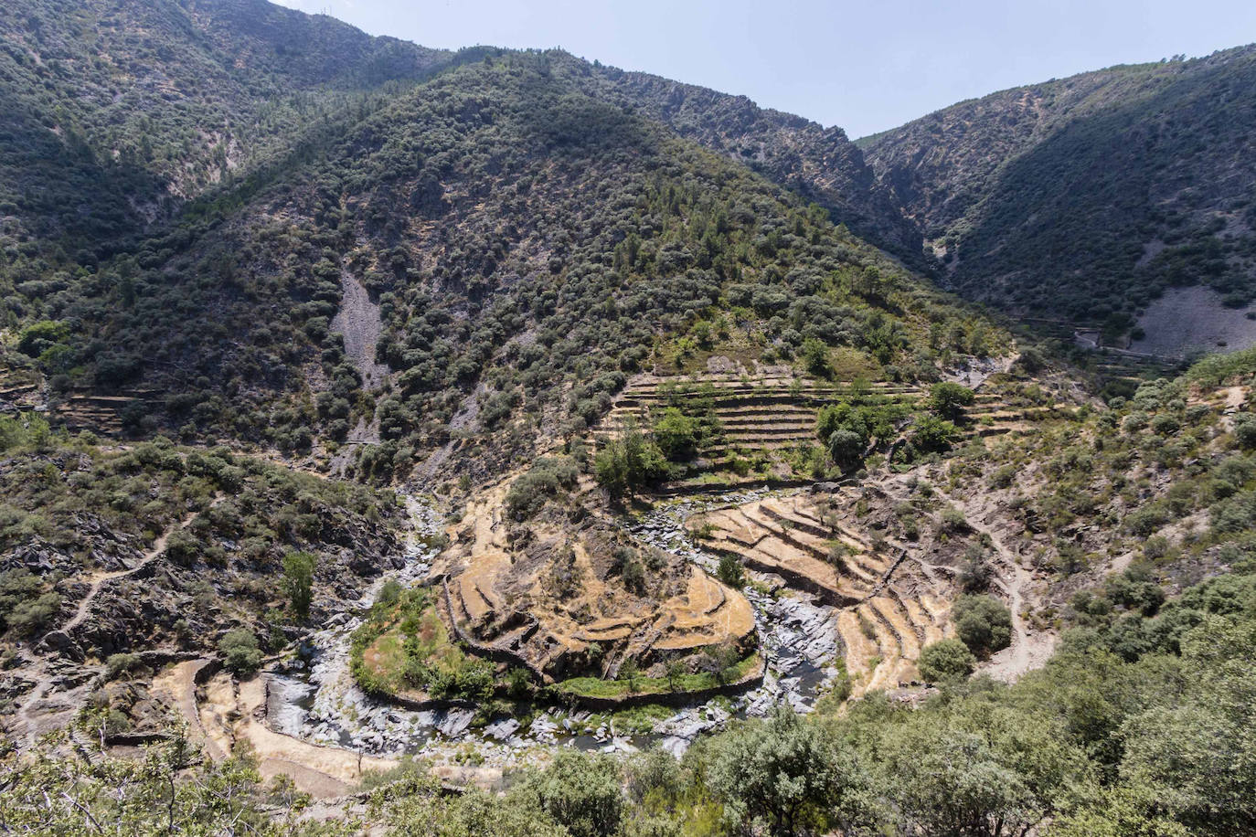 Fotos El Gasco: el triple meandro hurdano