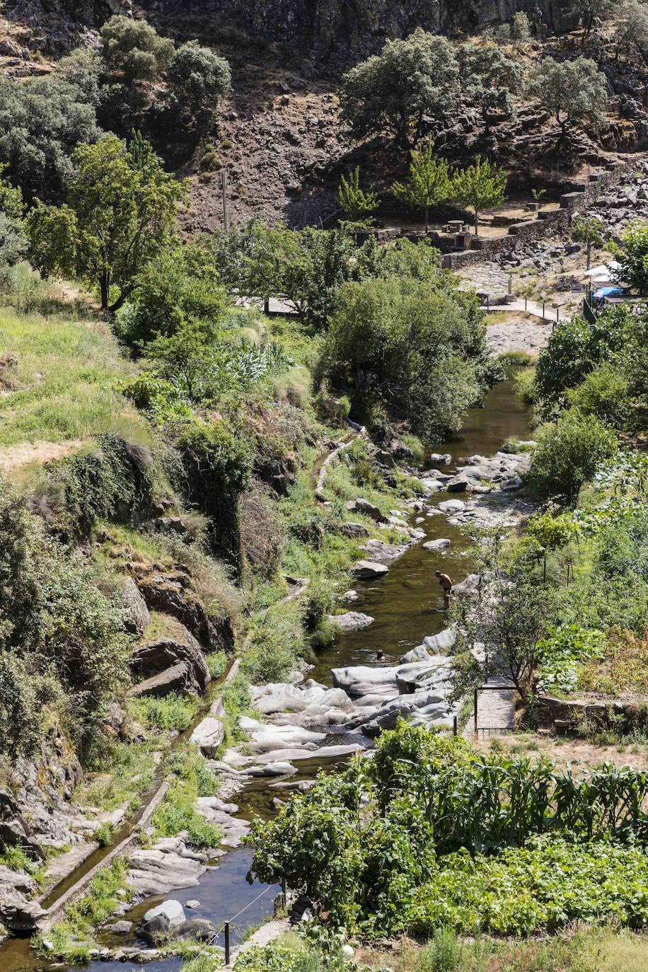 Fotos: Rincones con encanto de Extremadura | El Gasco: donde la carretera se acaba