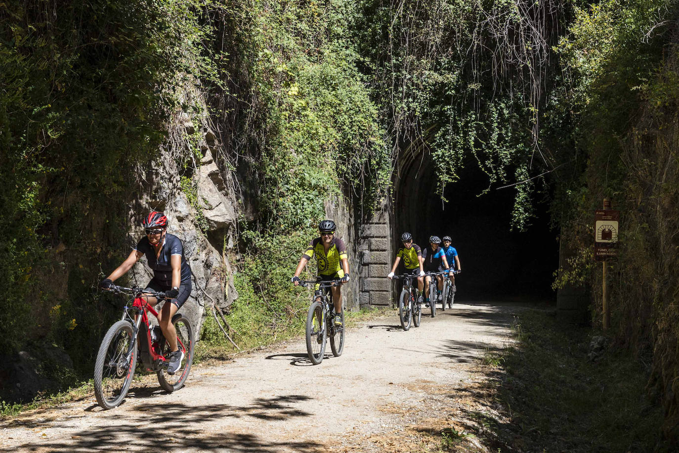 Fotos: Rincones con encanto de Extremadura | Hervás: Una vía verde para recrearse