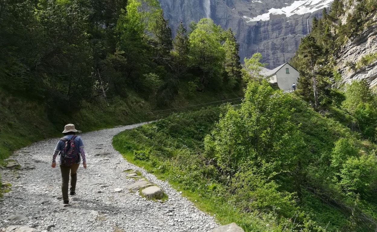 El centro de excursionistas de Navalmoral organiza una visita a los Pirineos