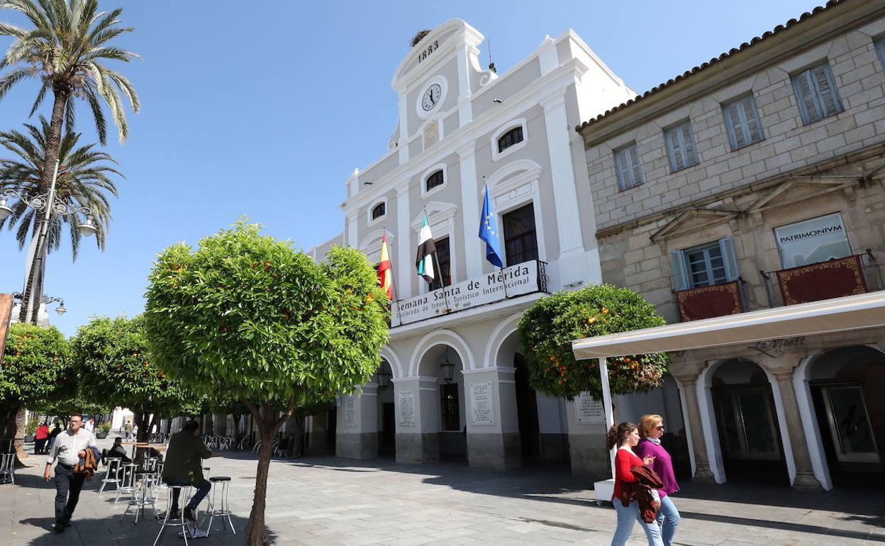 El Ayuntamiento de Mérida solicita una subvención para acogerse al Plan de Empleo Experiencia