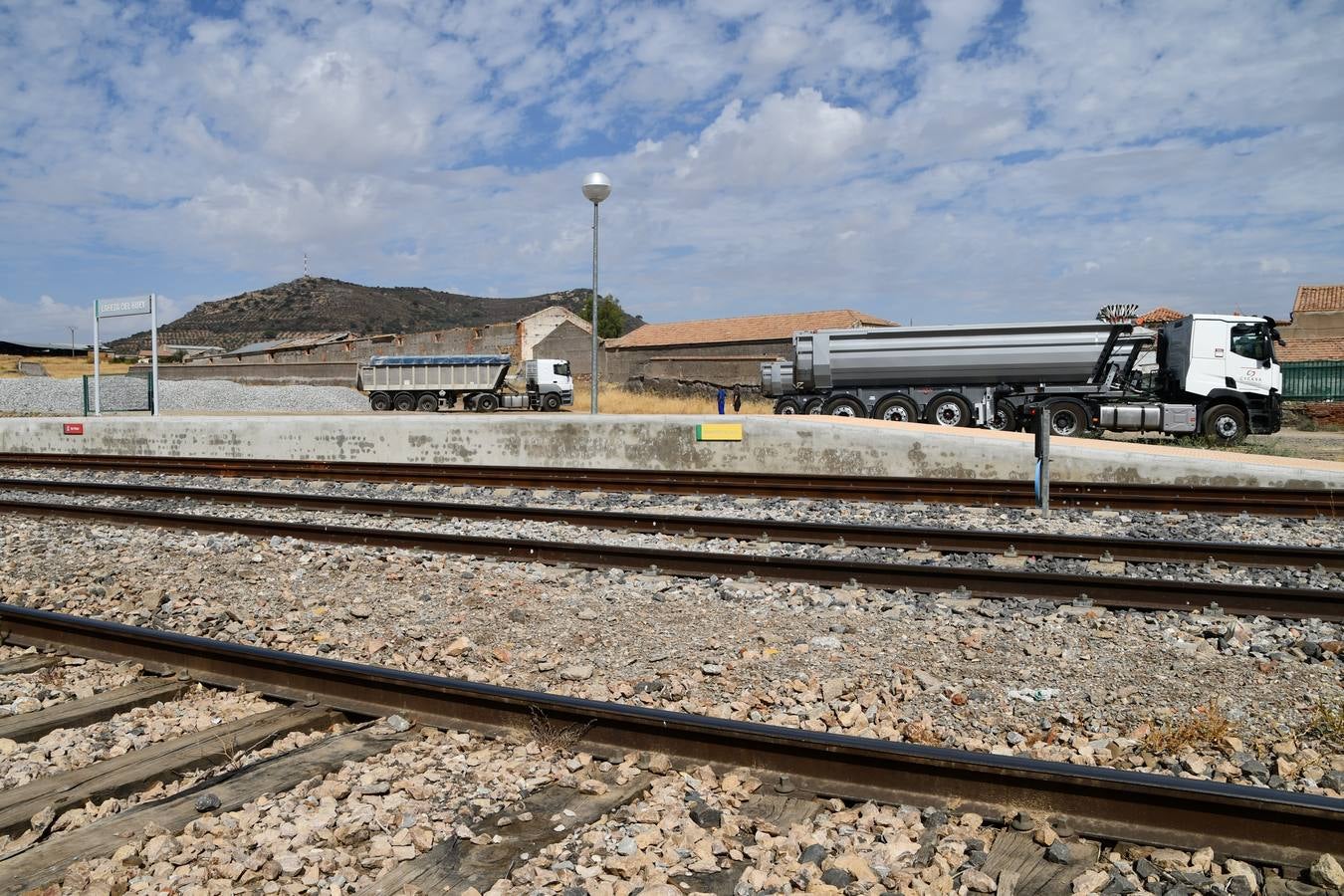 Fotos: Obras de mejora de la estación ferroviaria de Cabeza del Buey