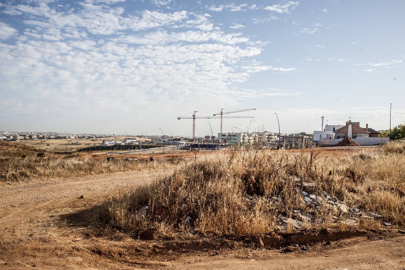 Fotos: Los escombros y el amianto rodean Las Vaguadas
