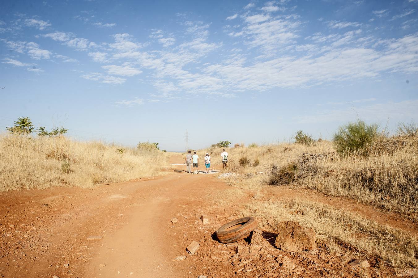 Fotos: Los escombros y el amianto rodean Las Vaguadas