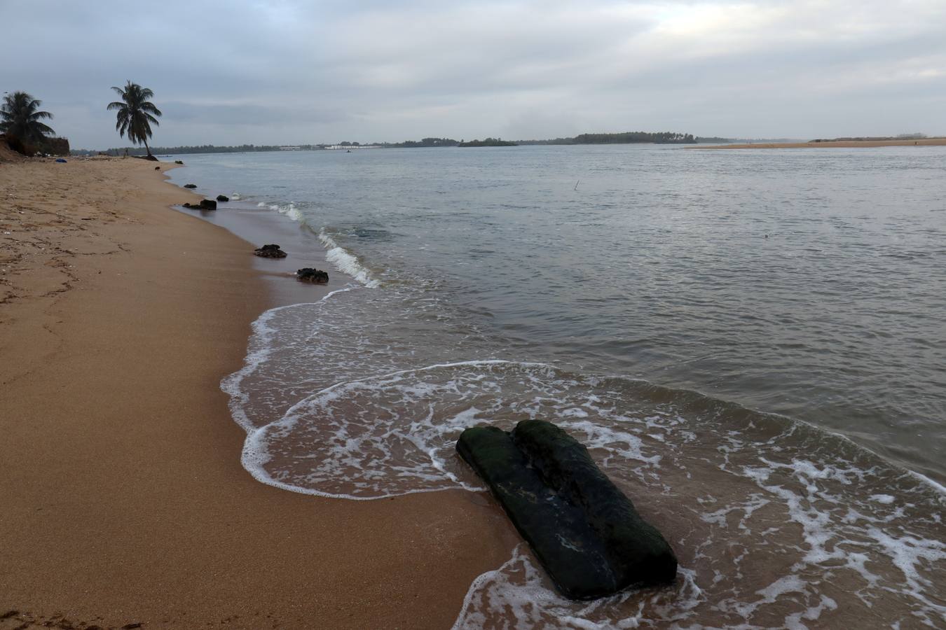 Fotos: La aldea de Lahou Kpanda devastada por el mar