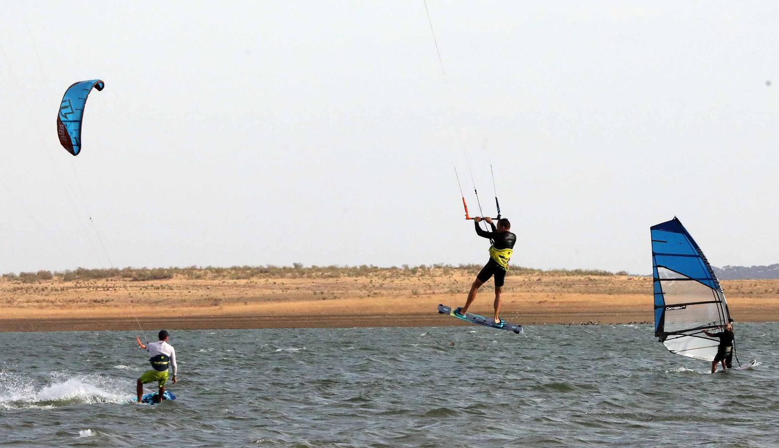 Fotos: Kitesurf en agua dulce