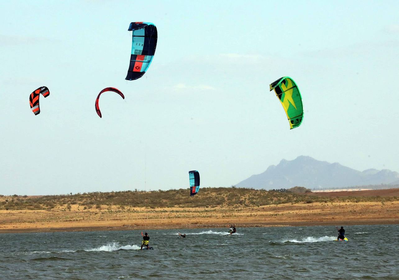 Fotos: Kitesurf en agua dulce