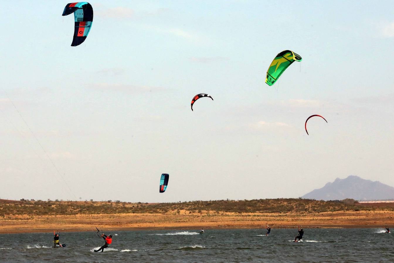 Fotos: Kitesurf en agua dulce