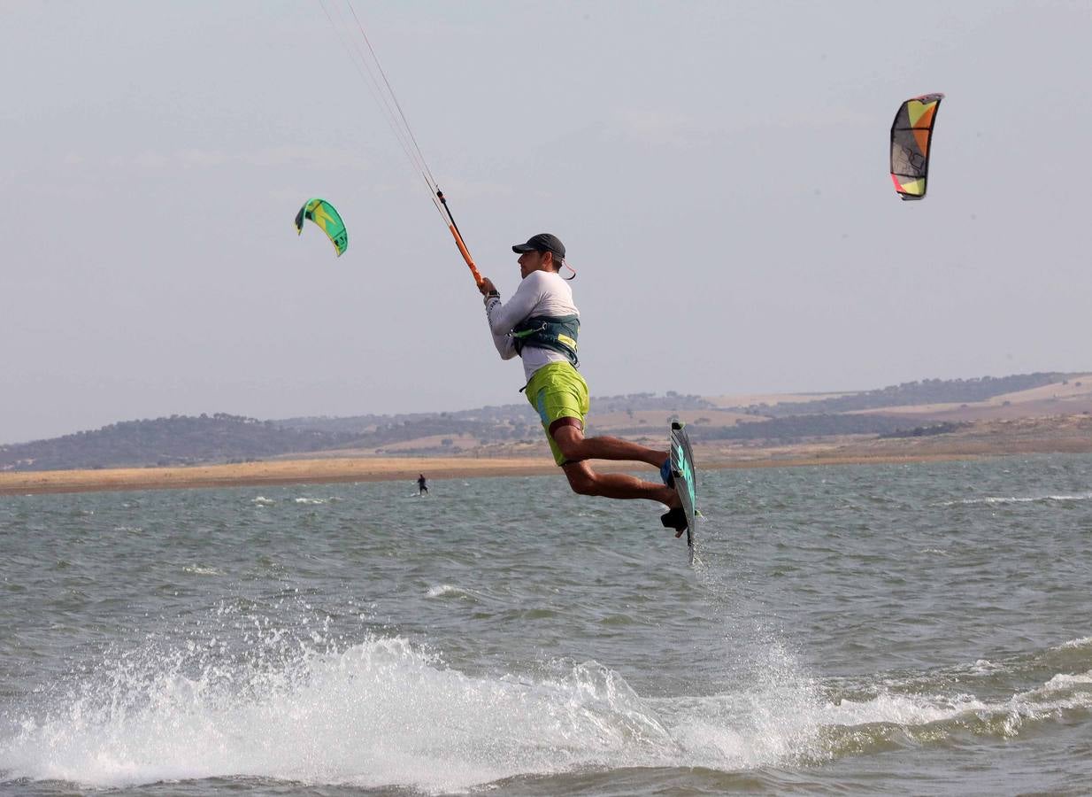 Fotos: Kitesurf en agua dulce