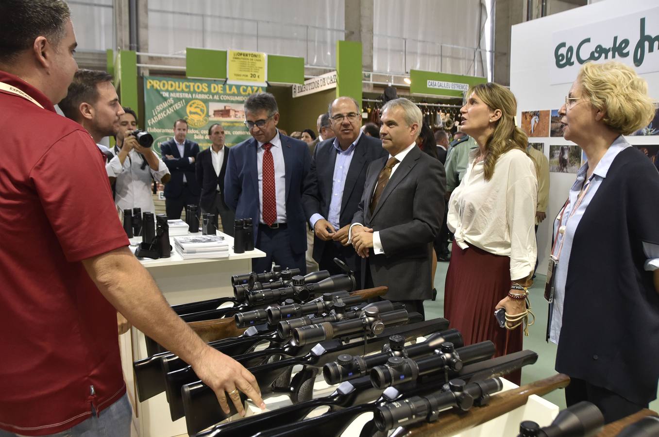 Fotos: Inauguración de la XXIX Feria de la Caza, la Pesca y la Naturaleza Ibérica (FECIEX)