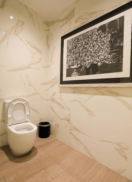 Imagen - Un Barjola en el retrete:: L. CORDERO