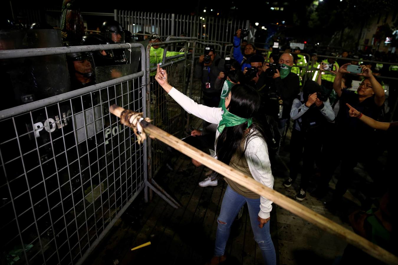 Fotos: Parlamento en Ecuador rechaza despenalizar el aborto en caso de violación