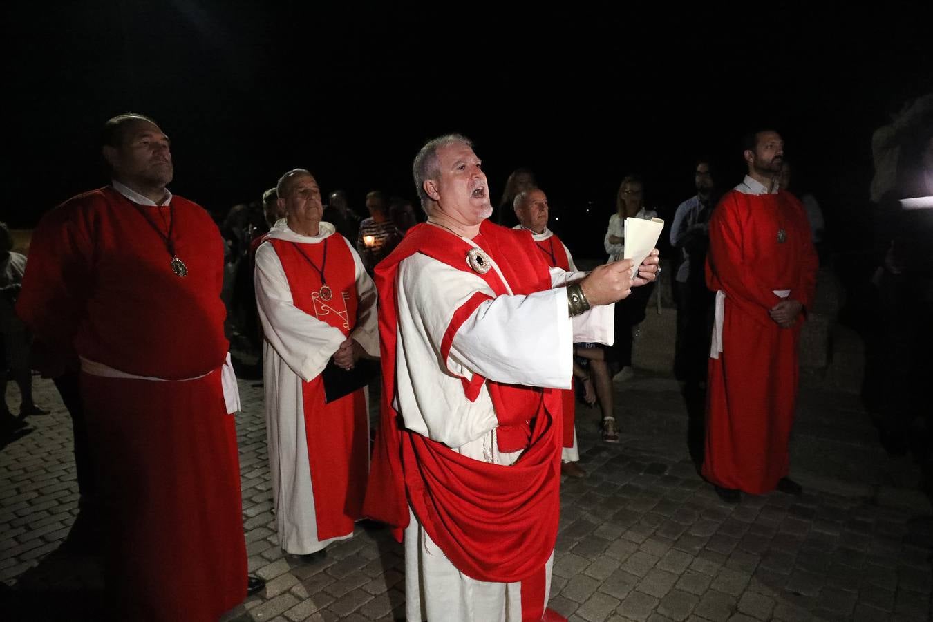 Fotos: El Via Martyrum de Santa Eulalia recreó el camino que hizo con sus 12 paradas