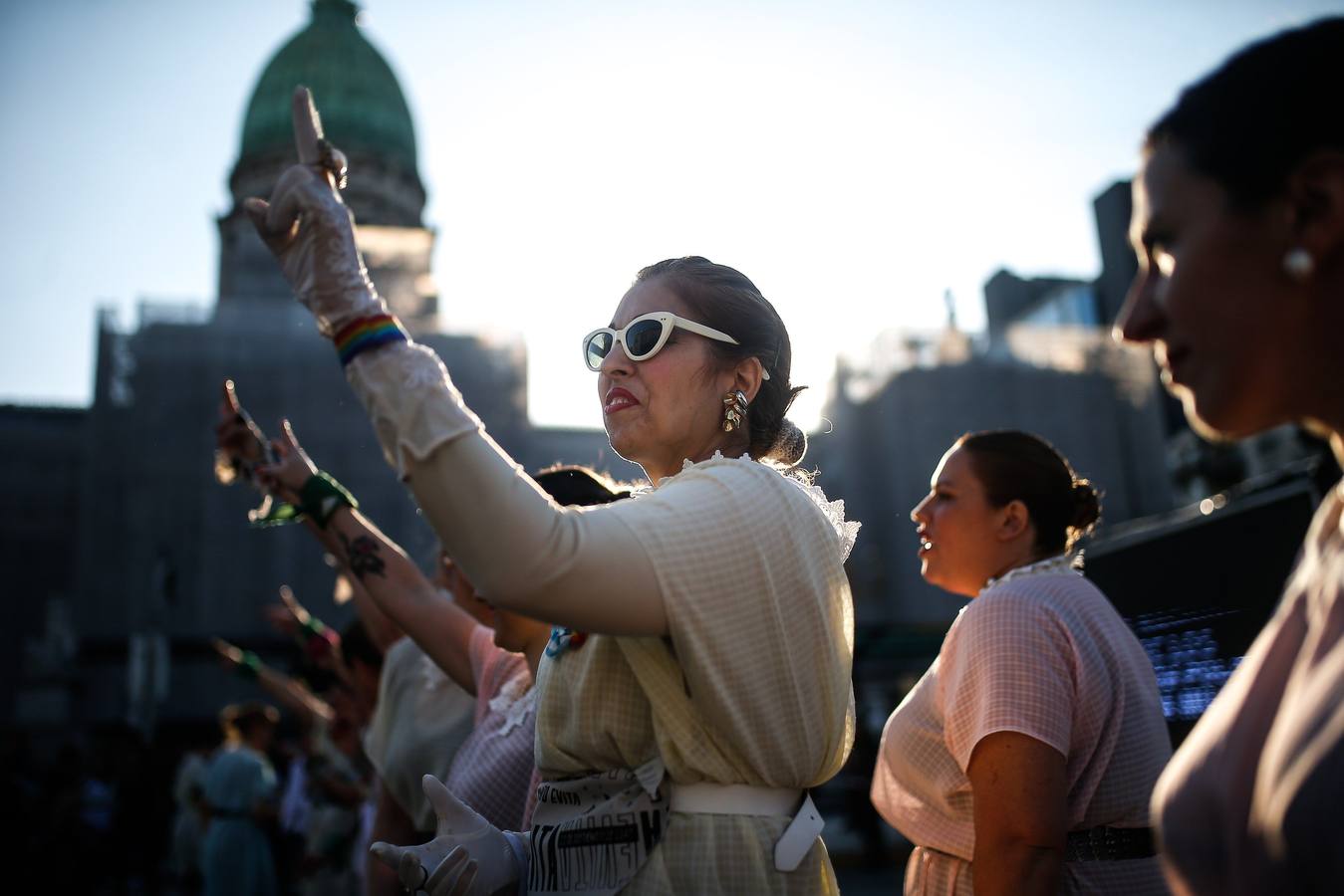 Fotos: &quot;Comando Evita&quot; celebra frente al congreso de Argentina el 72 aniversario del voto femenino