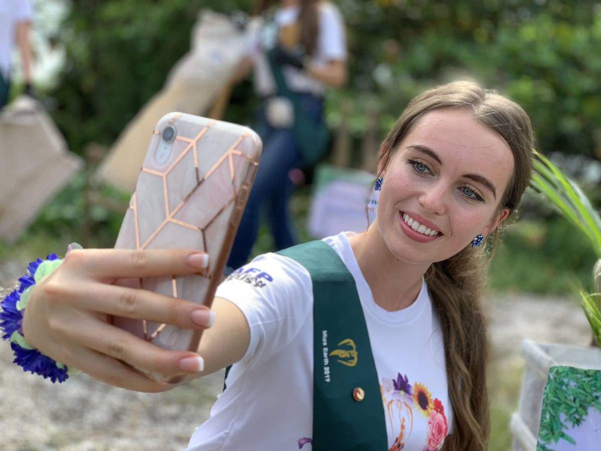 Fotos: Las candidatas de Miss Mundo participan en la limpieza costera en Filipinas