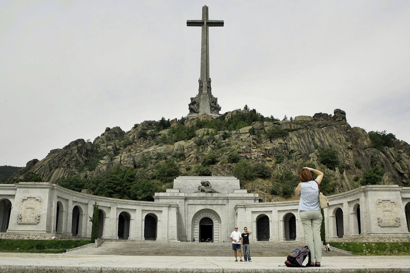 Entrada a la basílica del Valle de los Caídos. 