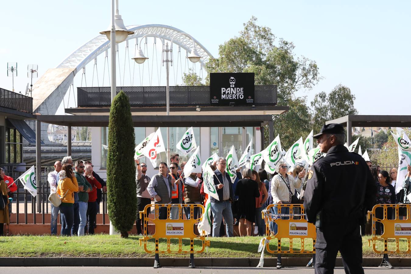 Fotos: Trabajadores de Ambulancias Tenorio mantienen la huelga para el 1 de noviembre