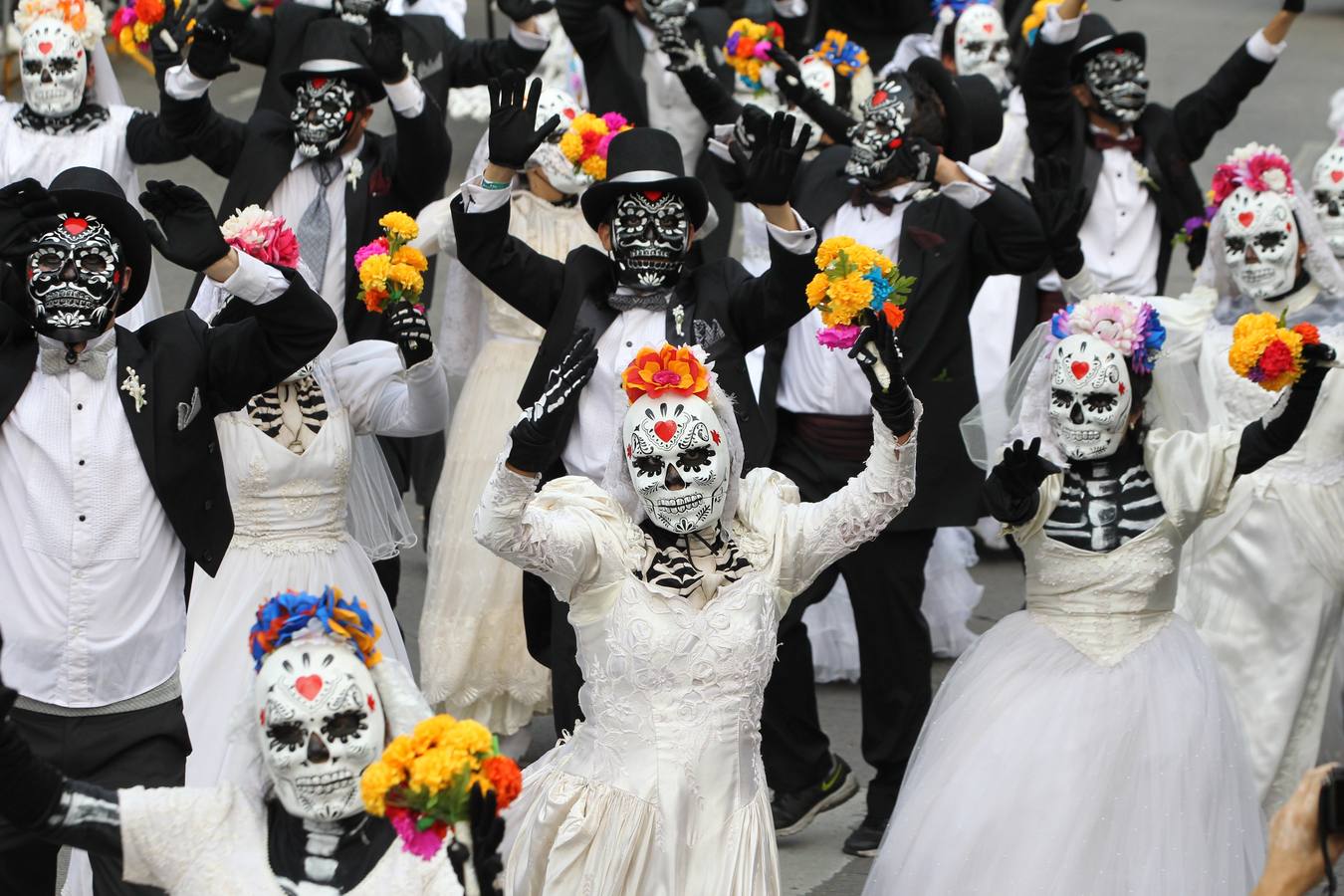 Fotos: Desfiles tradicionales por los festejos del Día de Muertos en México