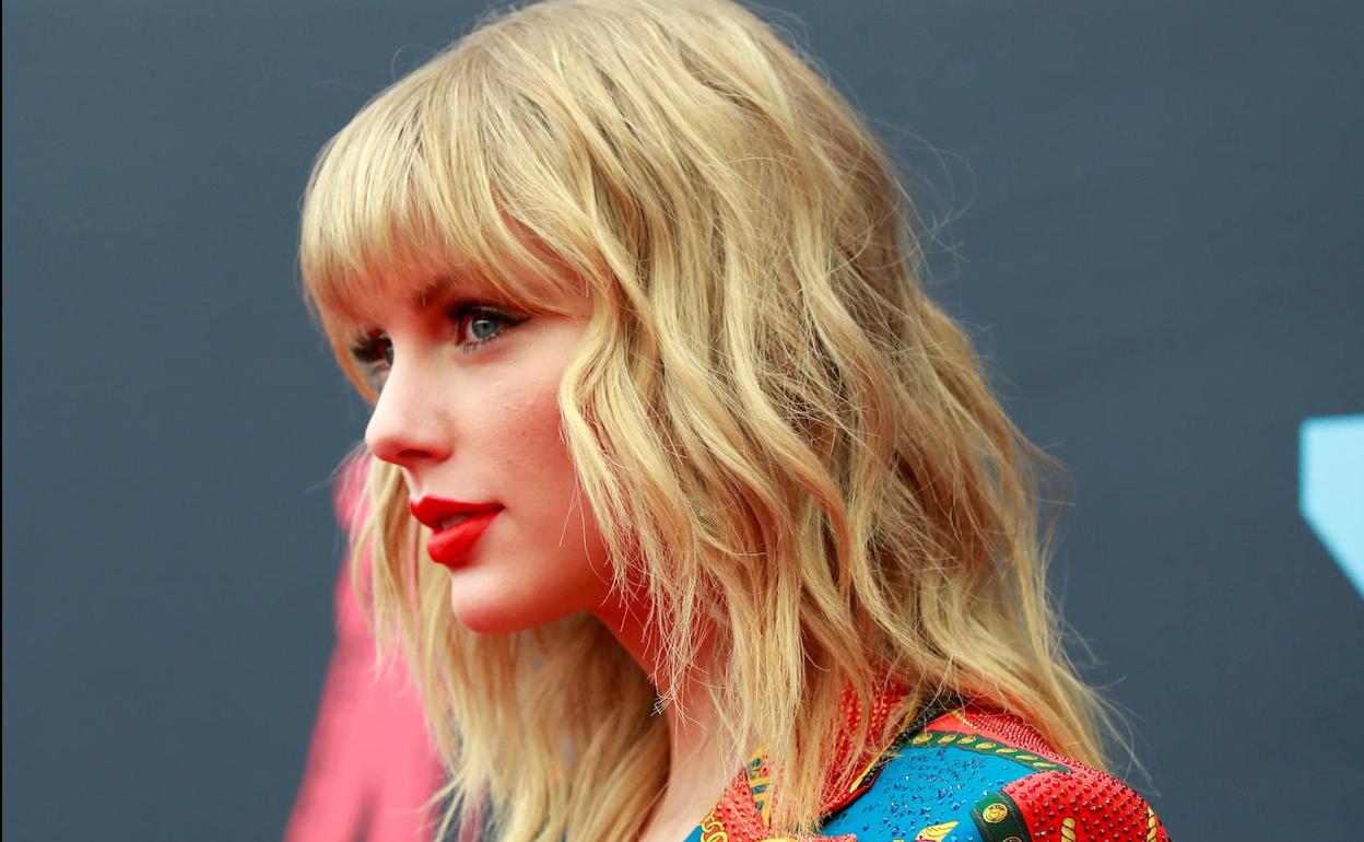 Taylor Swift, a su llegada a los MTV Video Music Awards de 2019.