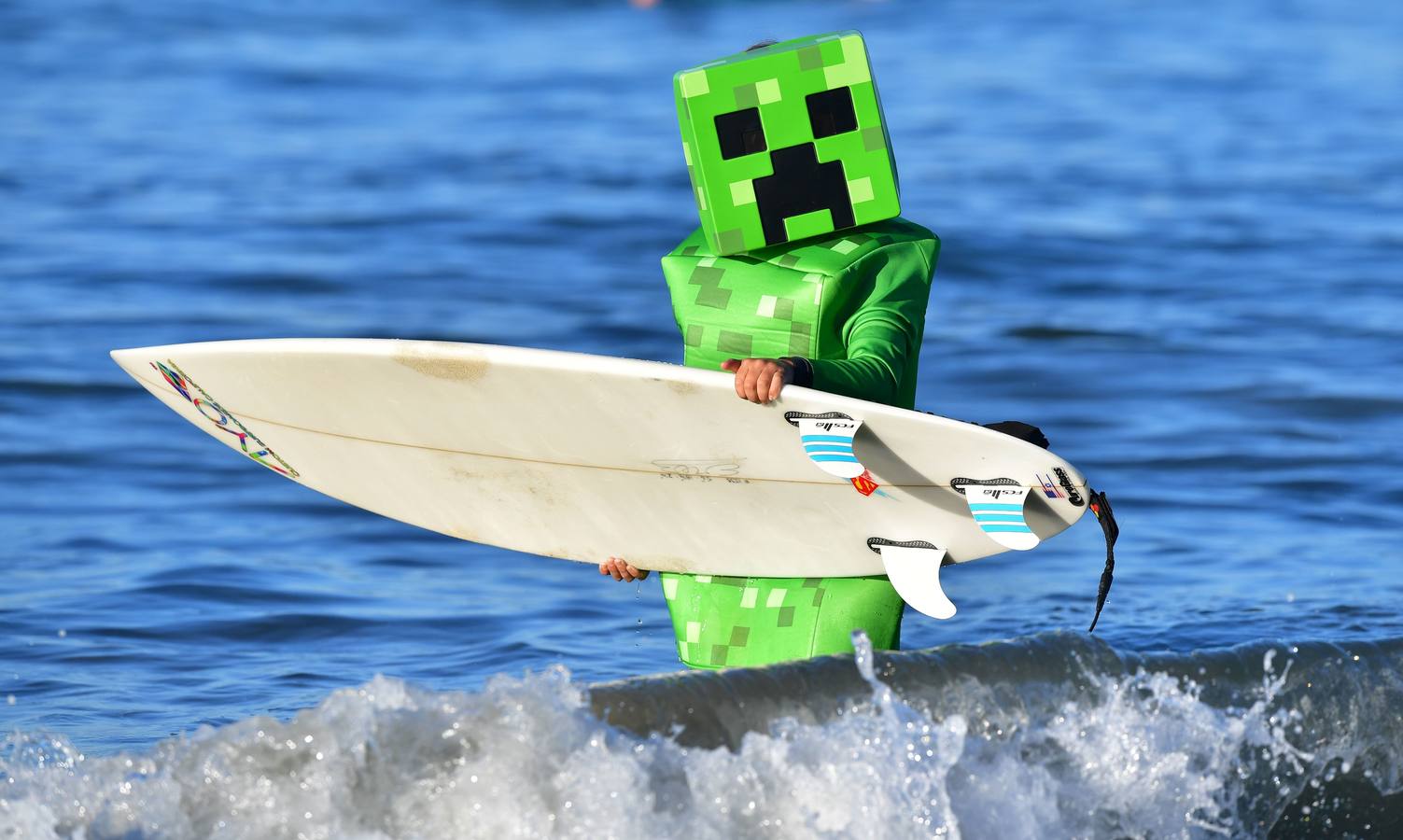 Fotos: Los surfistas celebran Halloween en California