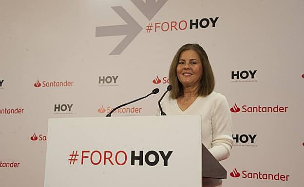 Manuela Martín condujo la sesión. :: PAKOPÍ