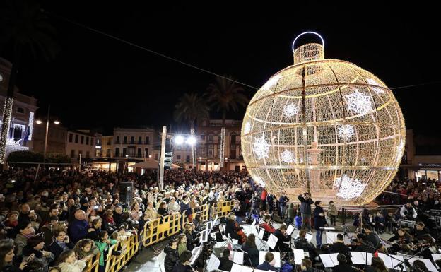 Inauguración de la iluminación de Navidad, Festival de Cine Inédito, Gala  del Carnaval, cine, teatro y música en la agenda de ocio y cultura