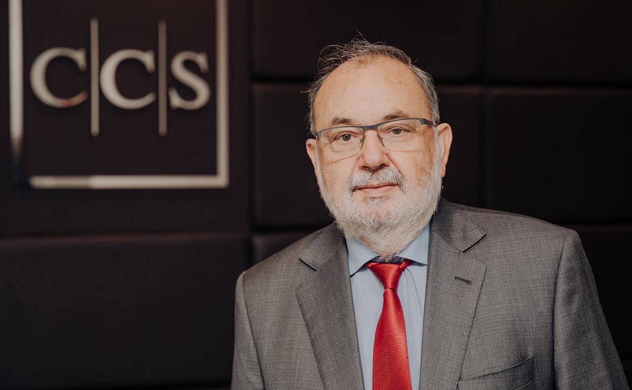 Ángel Juanes se incorpora al despacho de abogados CCS