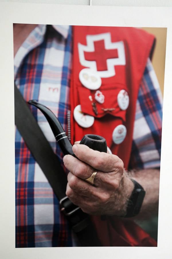 Fotos: El patio de la Asamblea de Extremadura acoge la exposición &#039;La revelación de la empatía&#039;