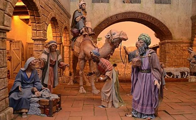 Tintes italianos, recuerdos extremeños y efectos de luces en el Belén del Museo Luis de Morales de Badajoz