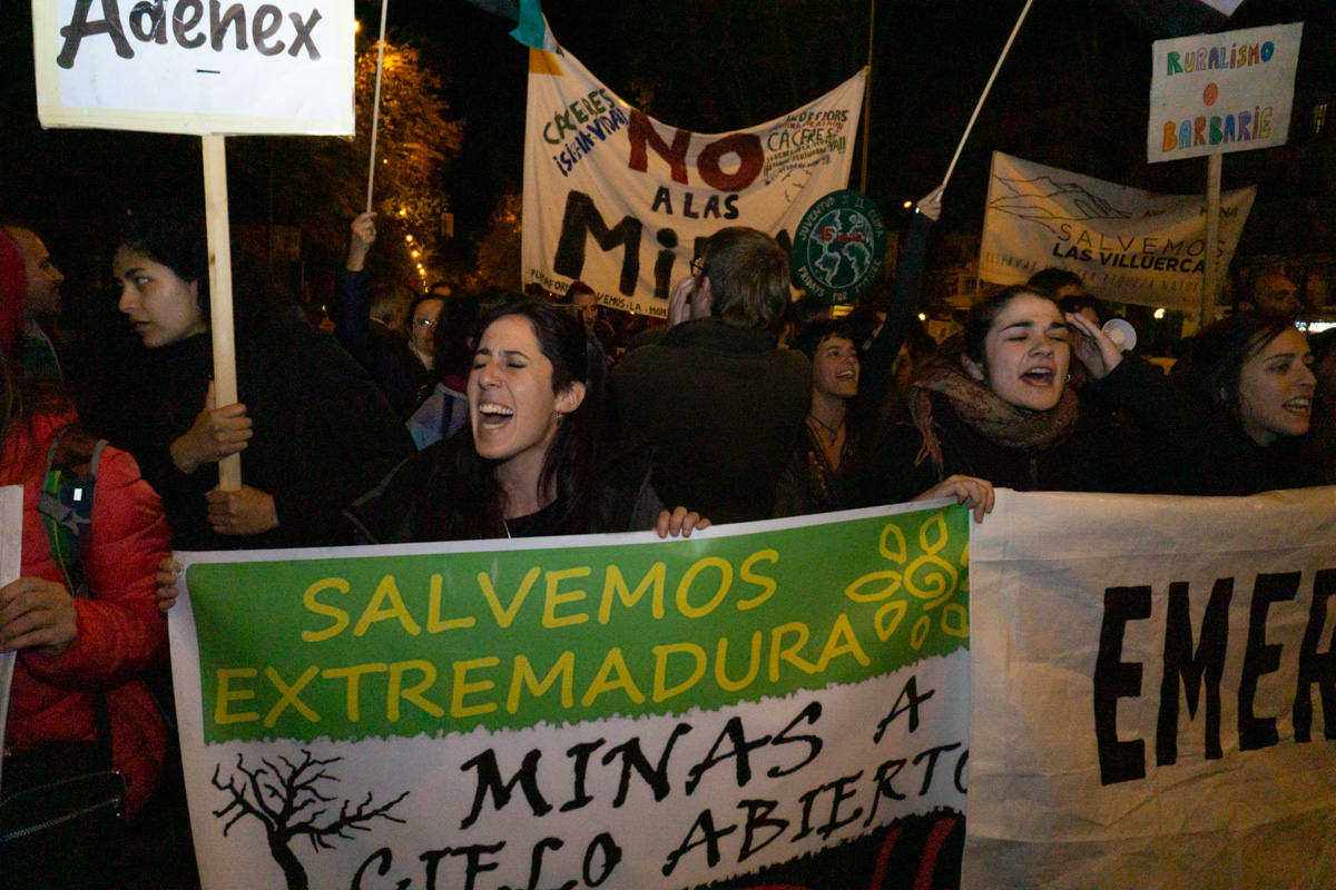 Fotos: Participantes extremeños en la marcha por el clima celebrada en Madrid
