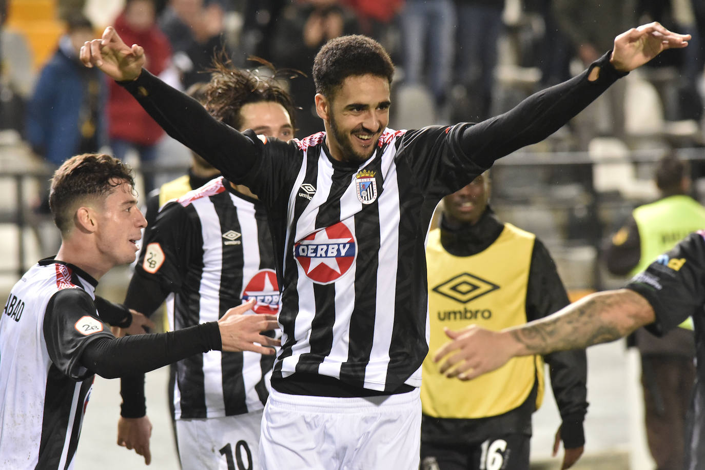 Fotos: El partido Badajoz 4 - 0 Granada B, en imágenes