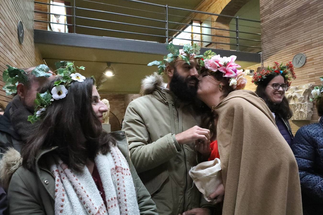 Fotos: El Museo de Arte Romano acoge la fiesta de la Saturnalia