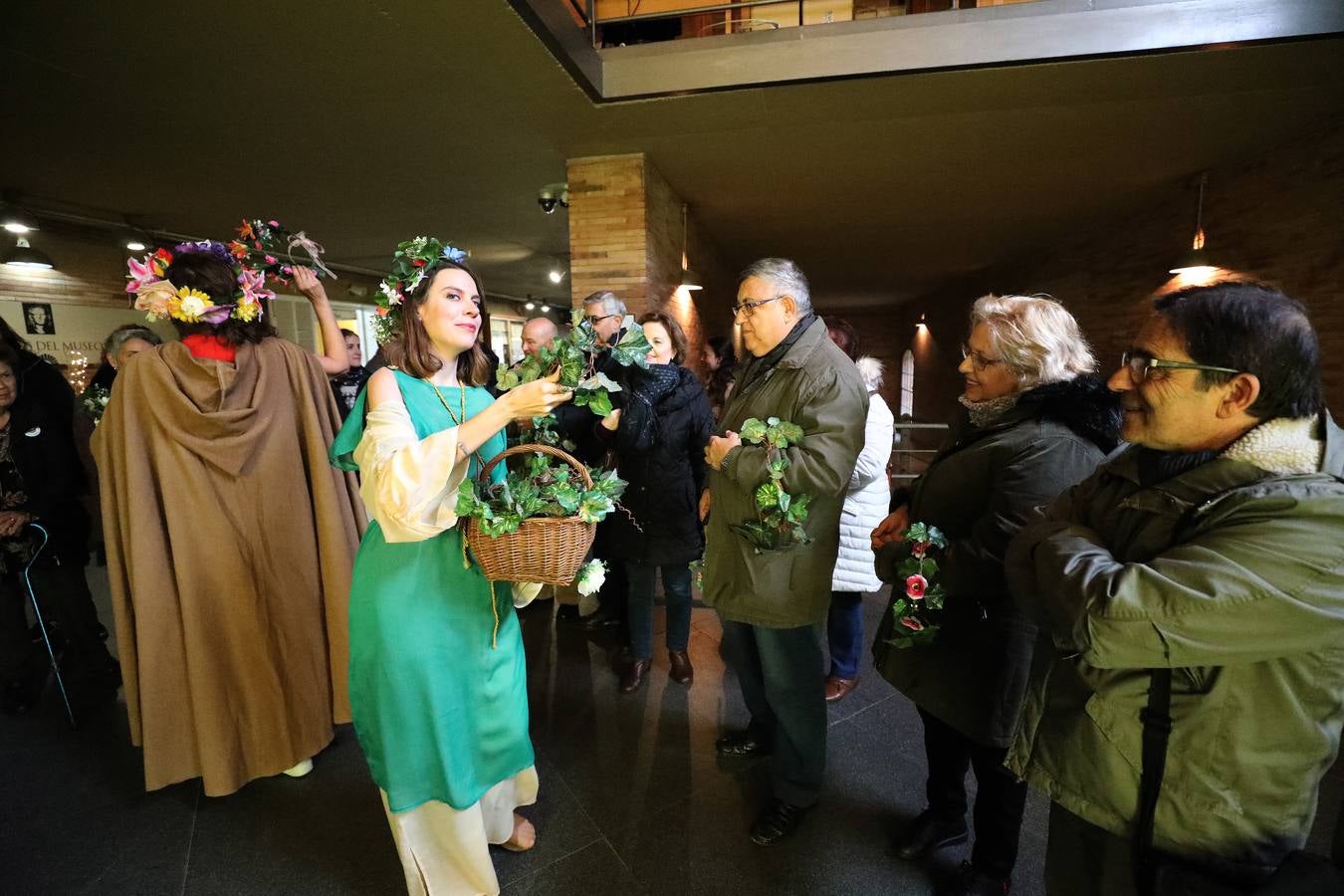 Fotos: El Museo de Arte Romano acoge la fiesta de la Saturnalia