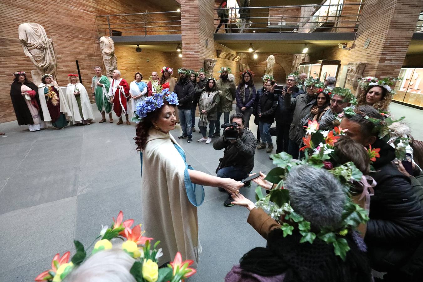 Fotos: El Museo de Arte Romano acoge la fiesta de la Saturnalia