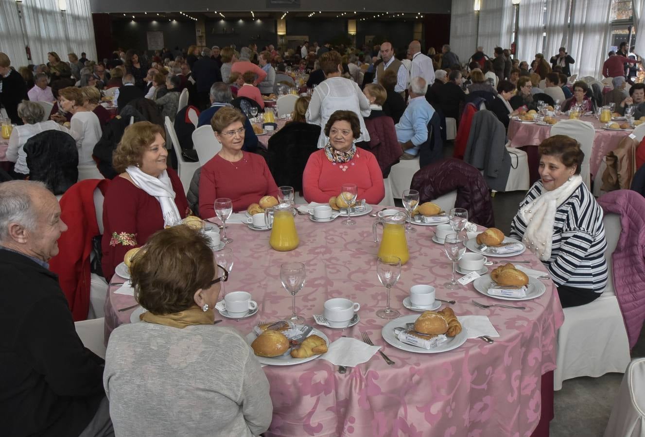 Fotos: Desayuno Navideño de Mayores en el Hotel Río