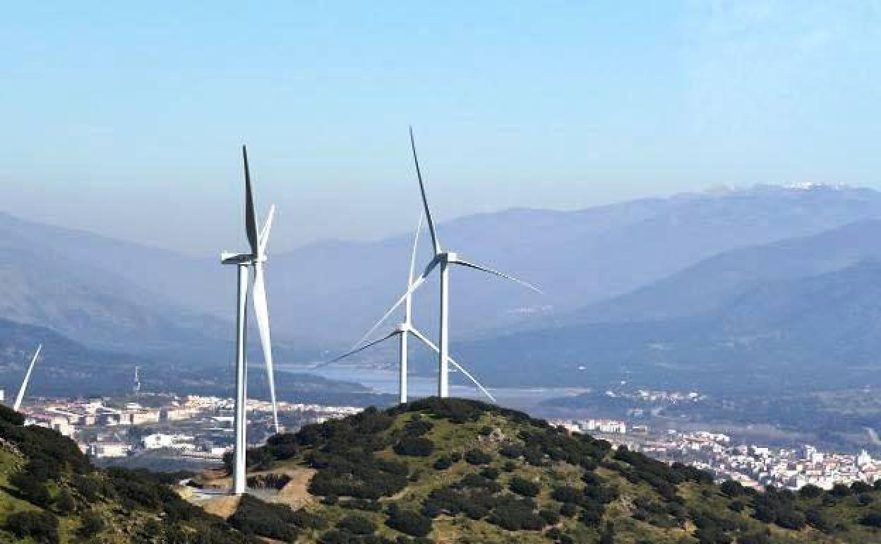 Parque eólico de El Merengue, en Plasencia:: HOY