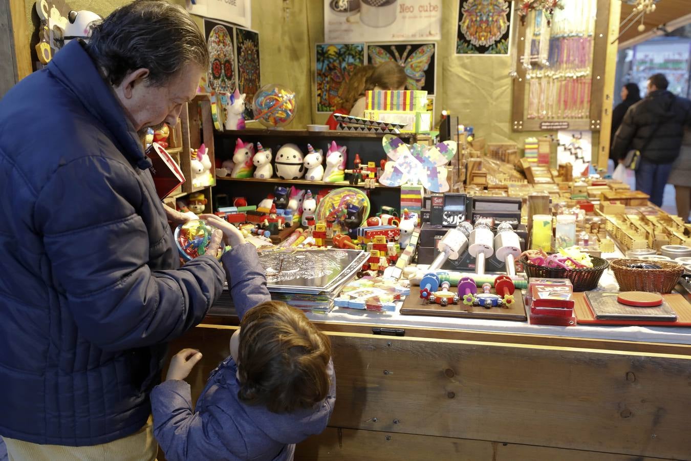 Fotos: El mercadillo navideño de Cánovas