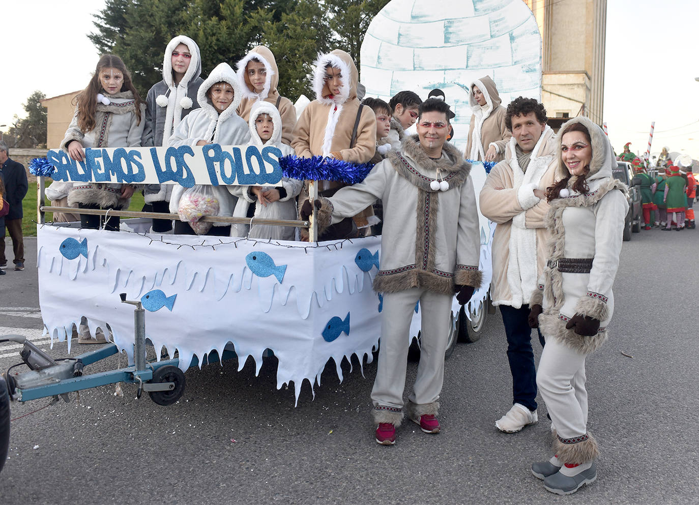 Coria. El ecologismo también estuvo presente en la cabalgata de Coria :: 