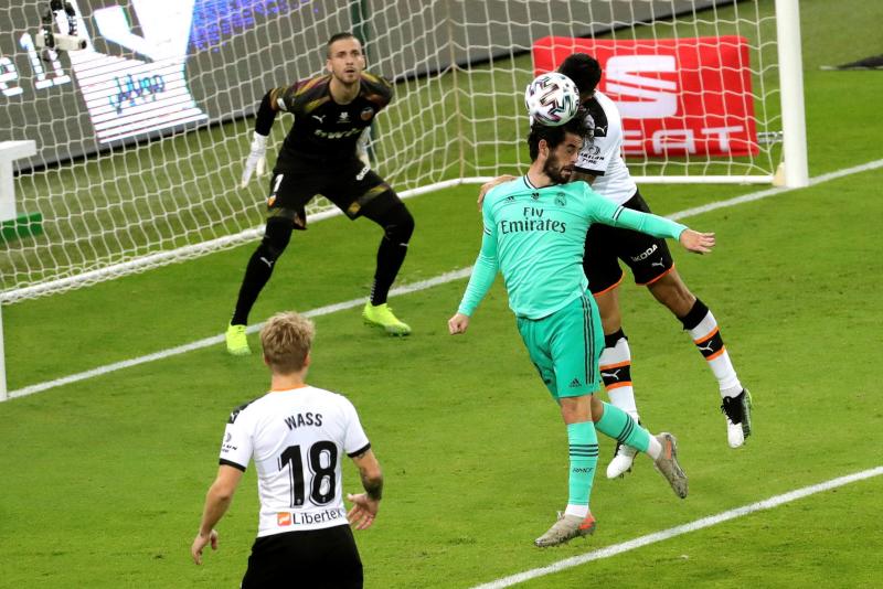 Fotos: Las mejores imágenes del Valencia-Real Madrid