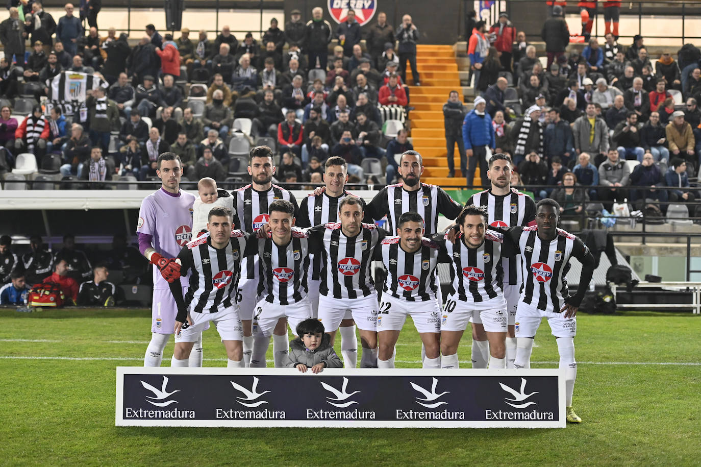 Los de Nafti superal al Cartagena en un partido vibrante gracias a dos goles de Pablo Vázquez.: 