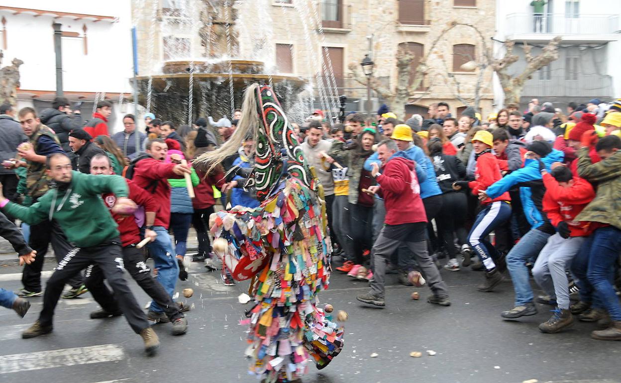 Todo preparado en Piornal para celebrar el 'Jarramplas' con miles de visitantes