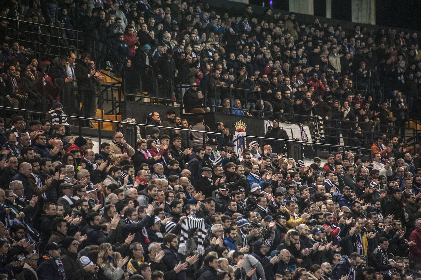 13.000 espectadores disfrutaron de la victoria del CD Badajoz ante el Eibar