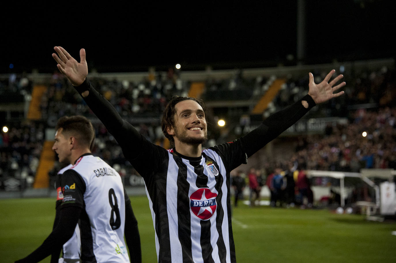 13.000 espectadores disfrutaron de la victoria del CD Badajoz ante el Eibar