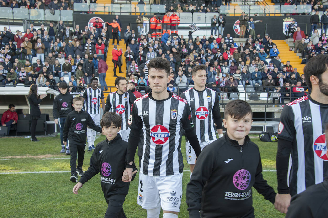 Fotos: Las mejores imágenes del CD Badajoz-Cádiz