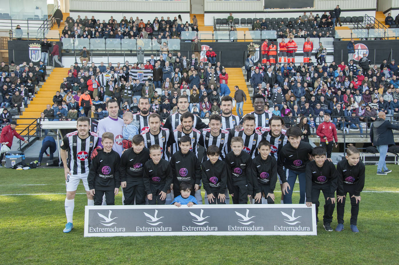 Fotos: Las mejores imágenes del CD Badajoz-Cádiz