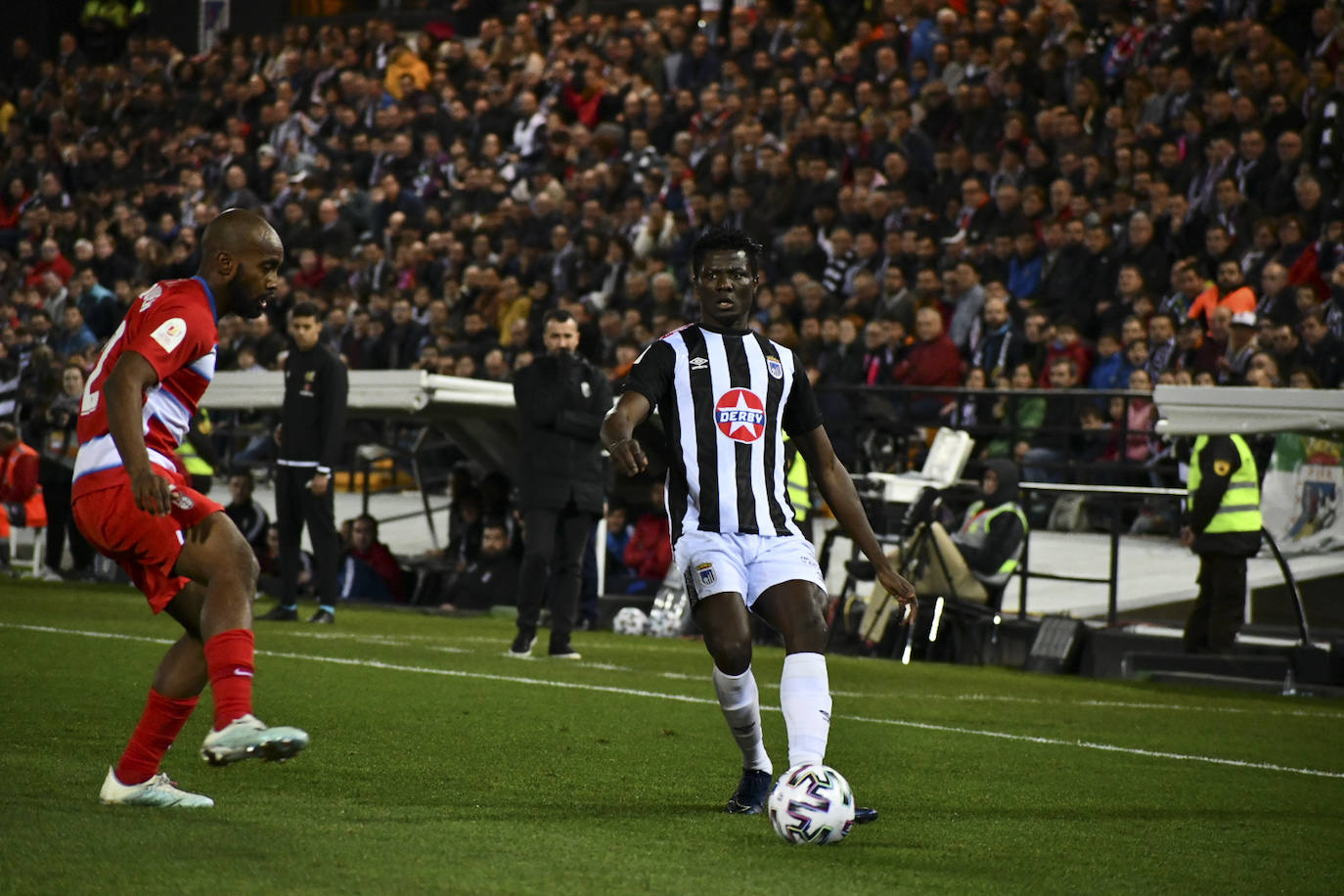 Lleno absoluto en el Nuevo Vivero.