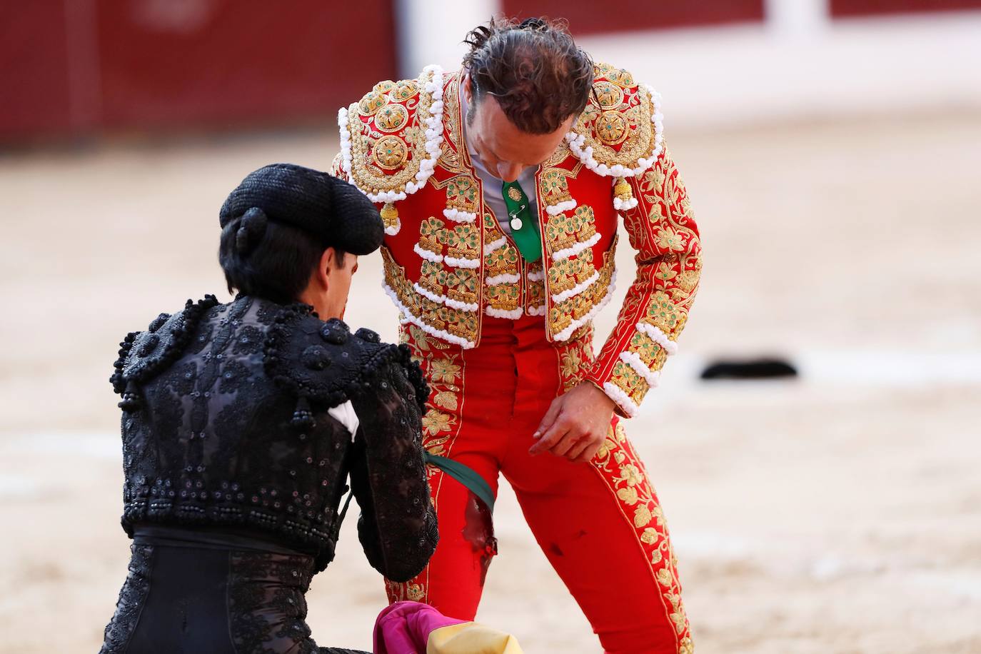 Fotos: Antonio Ferrera corta una oreja y sufre una cogida en Bogotá