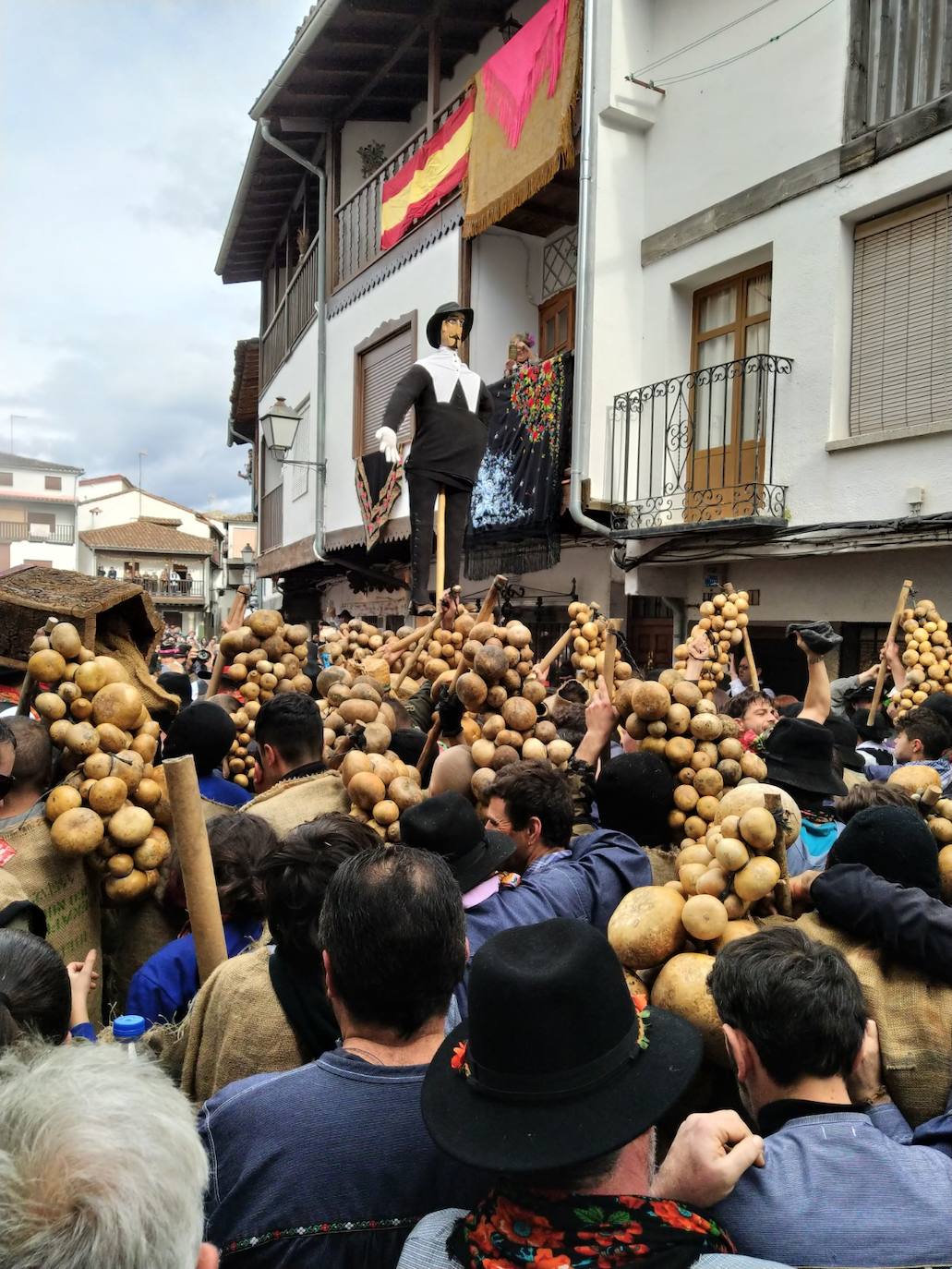 Fotos: Villanueva ajusticia a Peropalo un año más